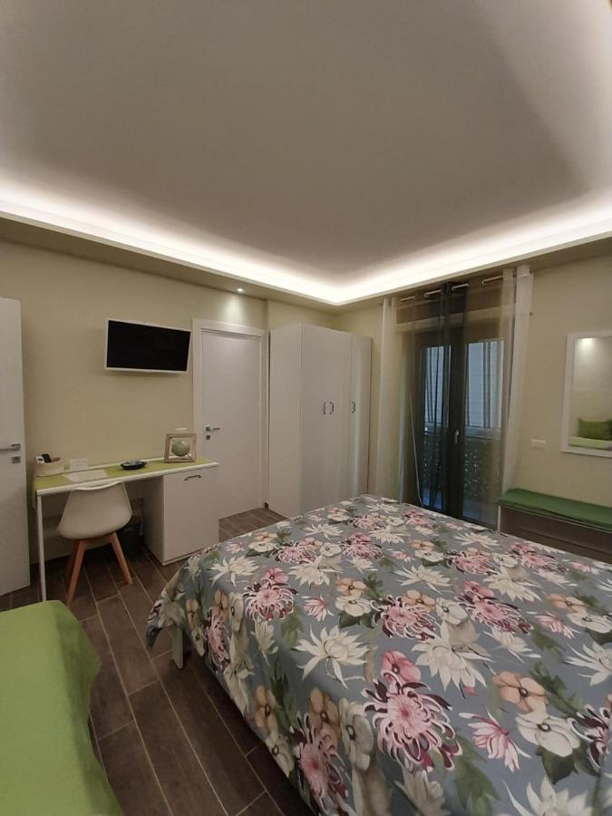 L'Oasi Di Venere Bed And Breakfast Caserta Eksteriør bilde